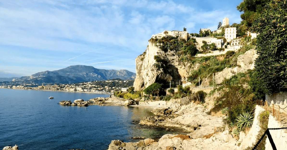 La spiaggetta dei Balzi Rossi